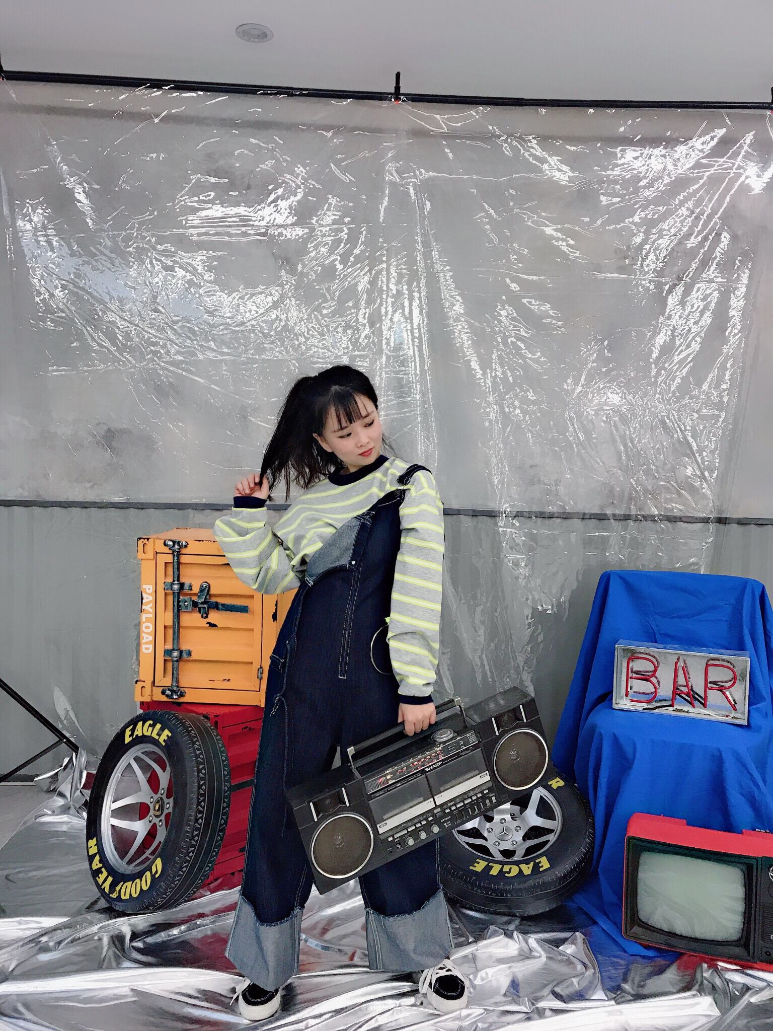 #150cm如何穿成170cm#背带裤是少女感的必备单品，但是不一样的穿法会有不一样的味道哦