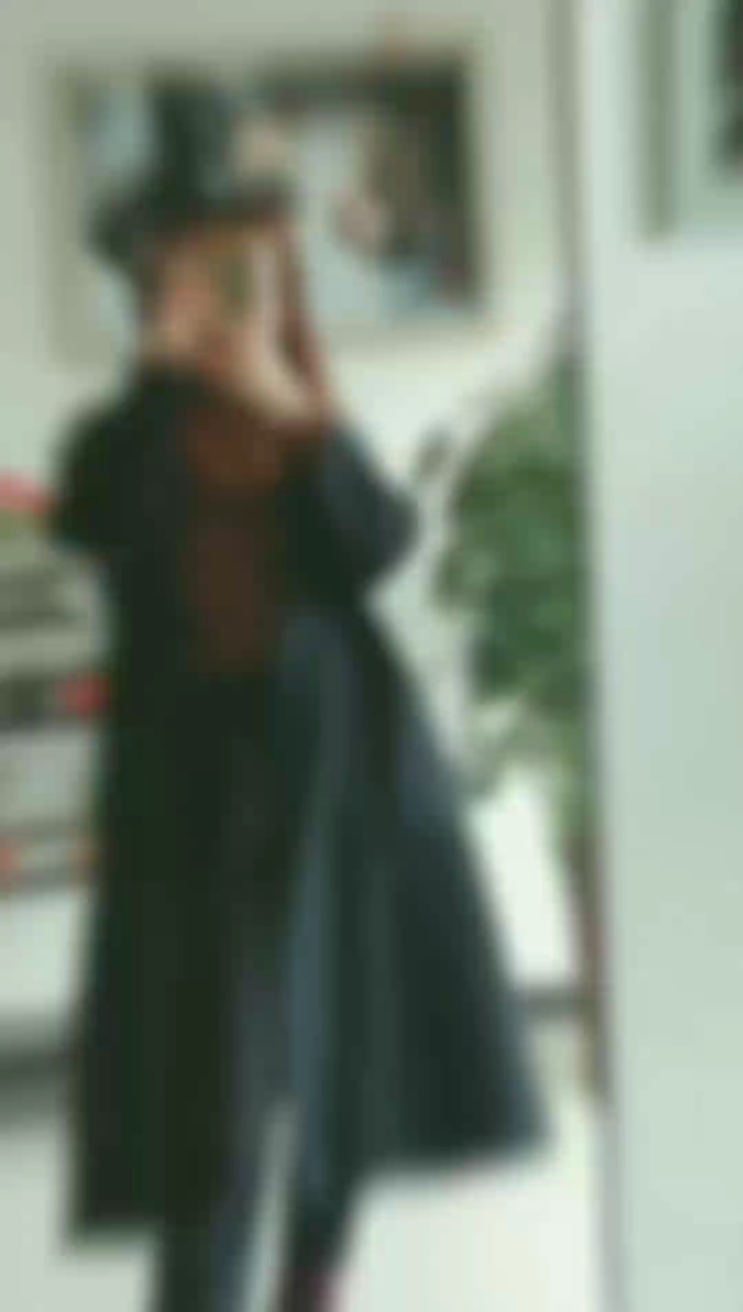 今天天气有点冷哦～@蘑菇穿搭酱  #100件外套合集#